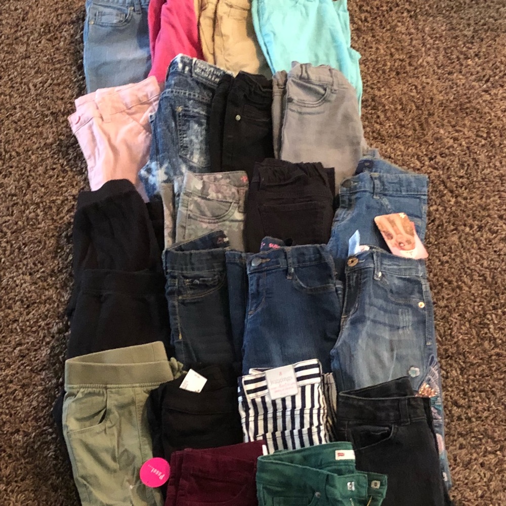 BACK TO SCHOOL STEAL SIZE 8 GIRLS JEANS